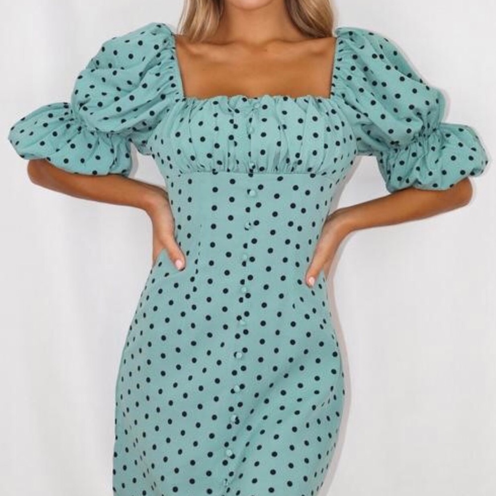 Women’s dress